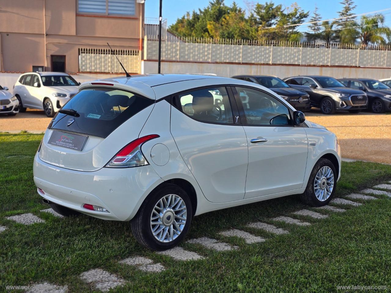 LANCIA Ypsilon 1.3 MJT 95 CV 5p. S&S Gold