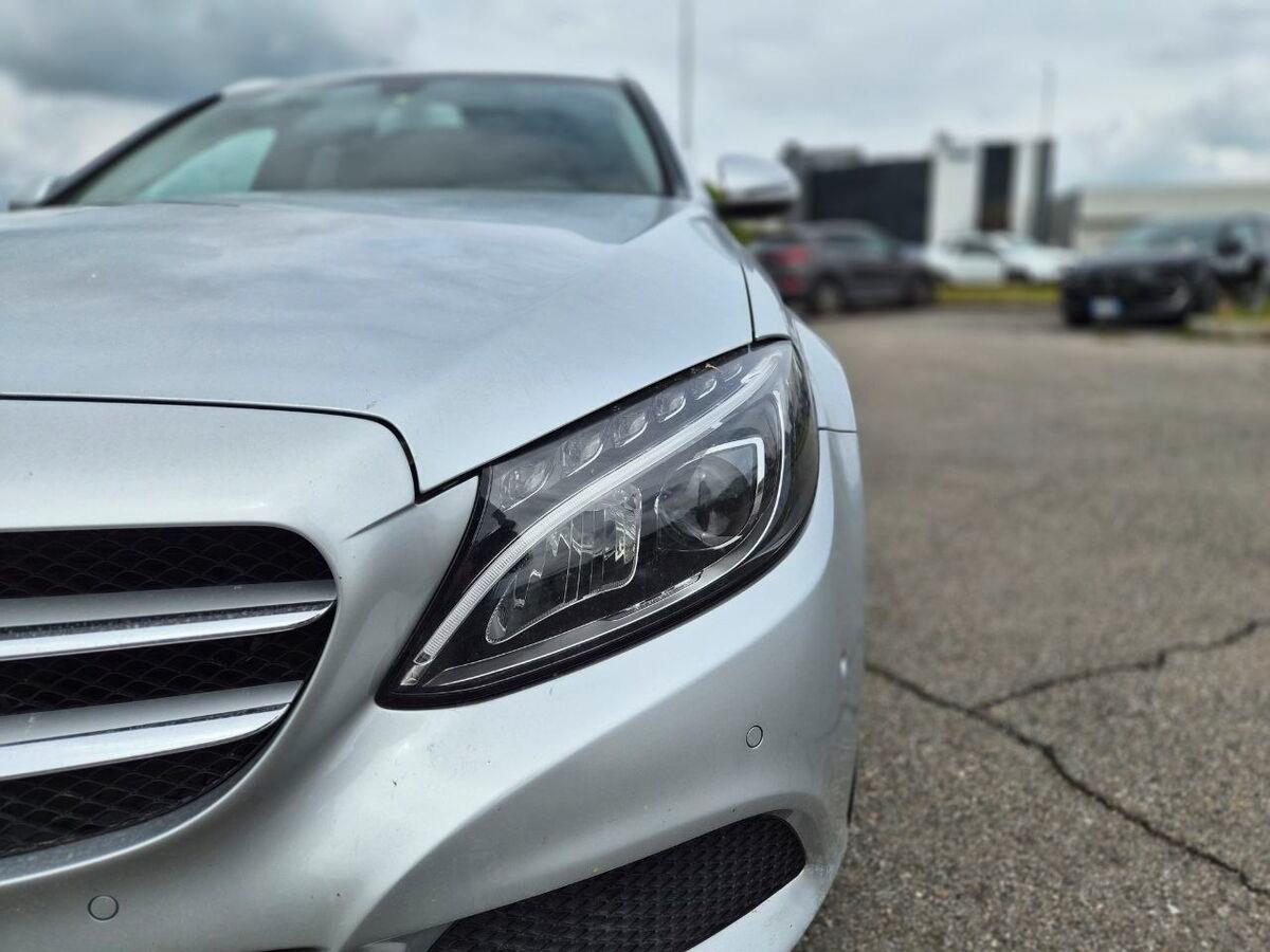 Mercedes Classe C 220 d Exclusive 4matic auto 9m