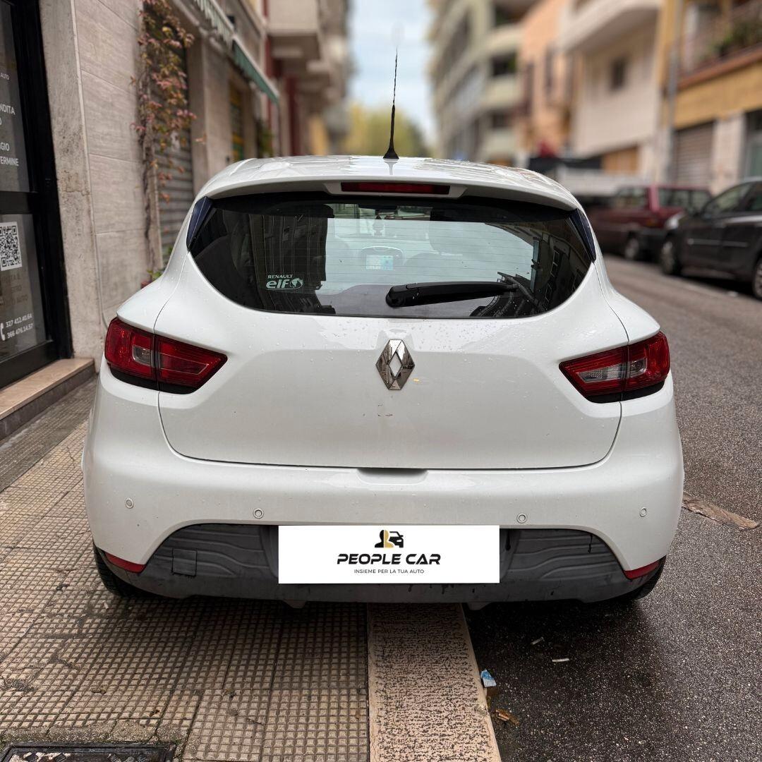 Renault Clio 1.2 75CV con impianto GPL