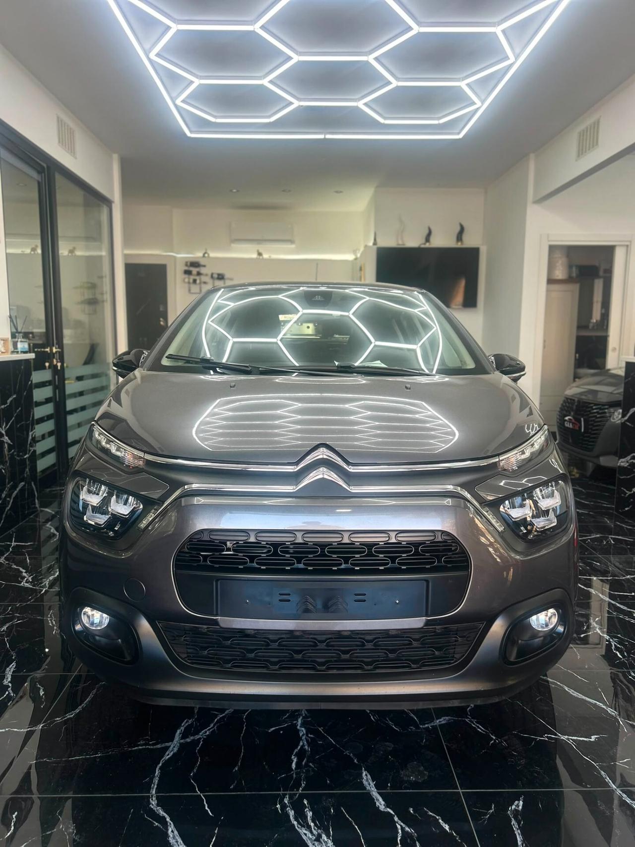 Citroen C3 1.2 benzina 83 CV Shine