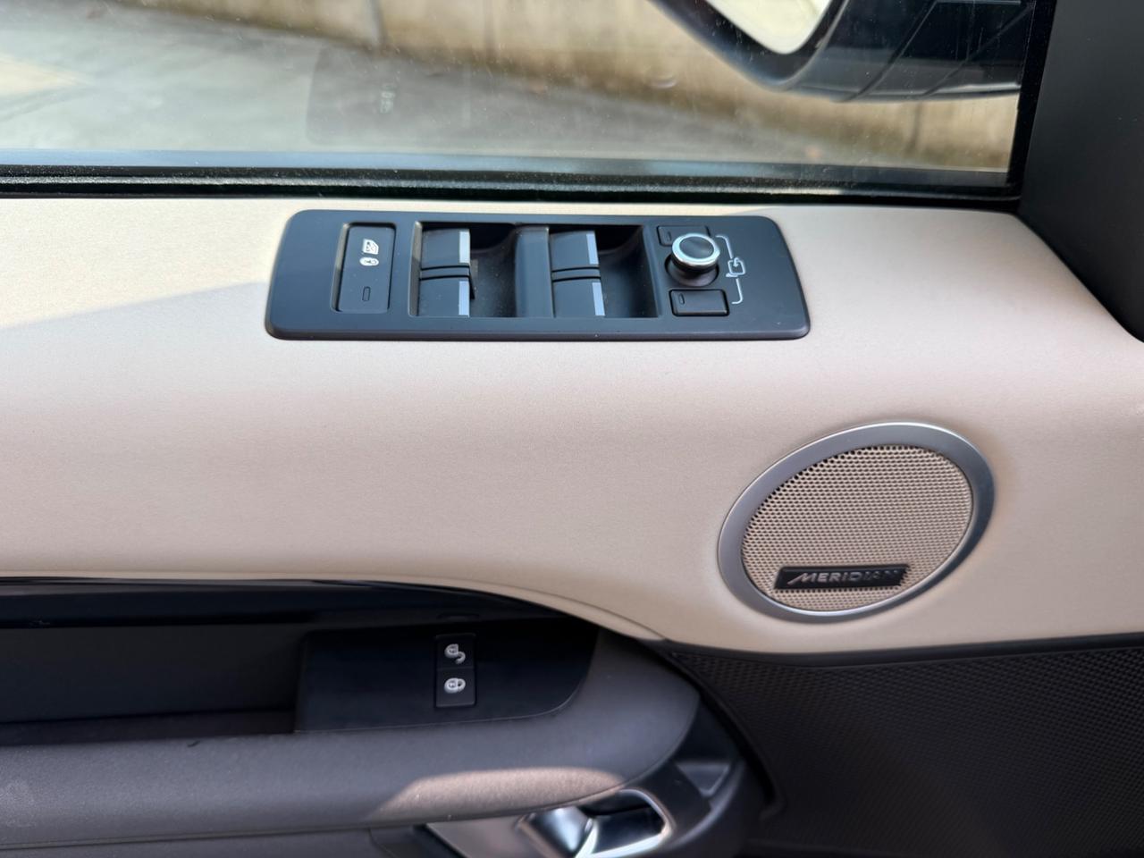 Land Rover Discovery 2.0 SD4 240 CV HSE