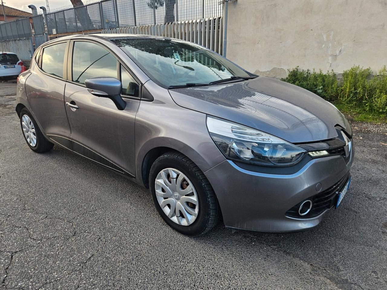 Renault Clio 1.5 dCi 8V 75CV 5 porte Costume National