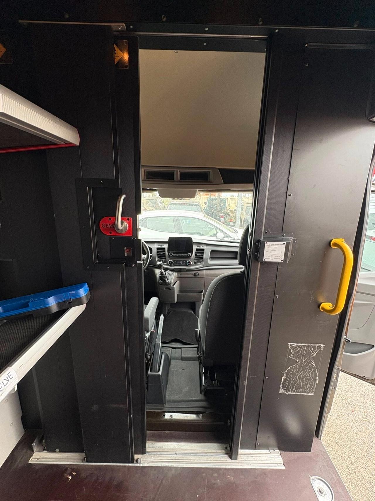 Ford Transit 2.0cc 130CV L3 H3 scaffali