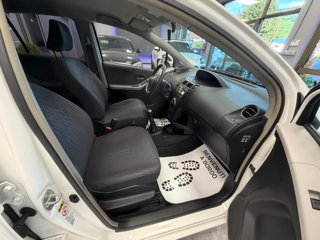 Toyota Yaris 1.3 5 porte Sol