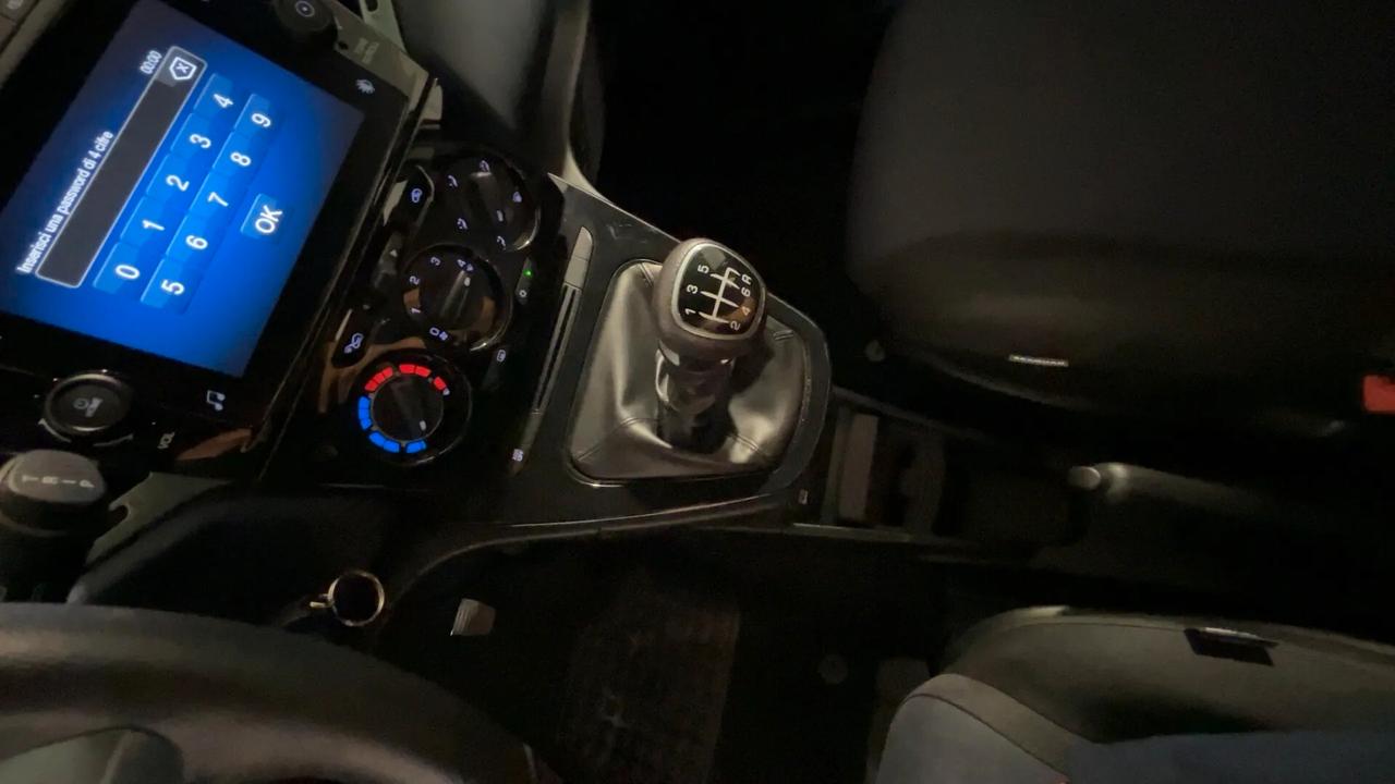 Lancia Ypsilon 1.0 FireFly 5 porte S&S Hybrid Platino