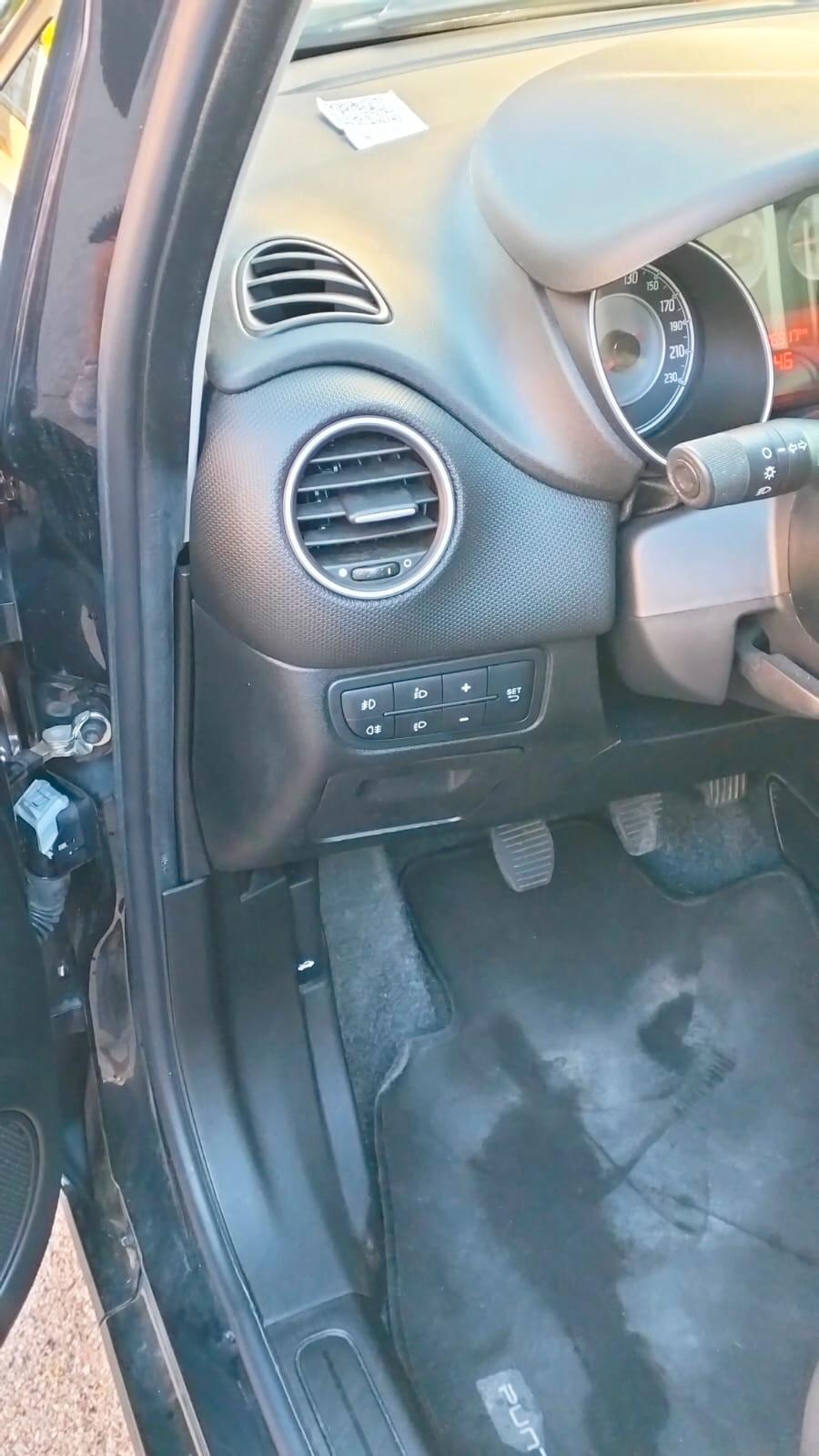 Fiat Punto 1.4 8V 5 porte Natural Power Street