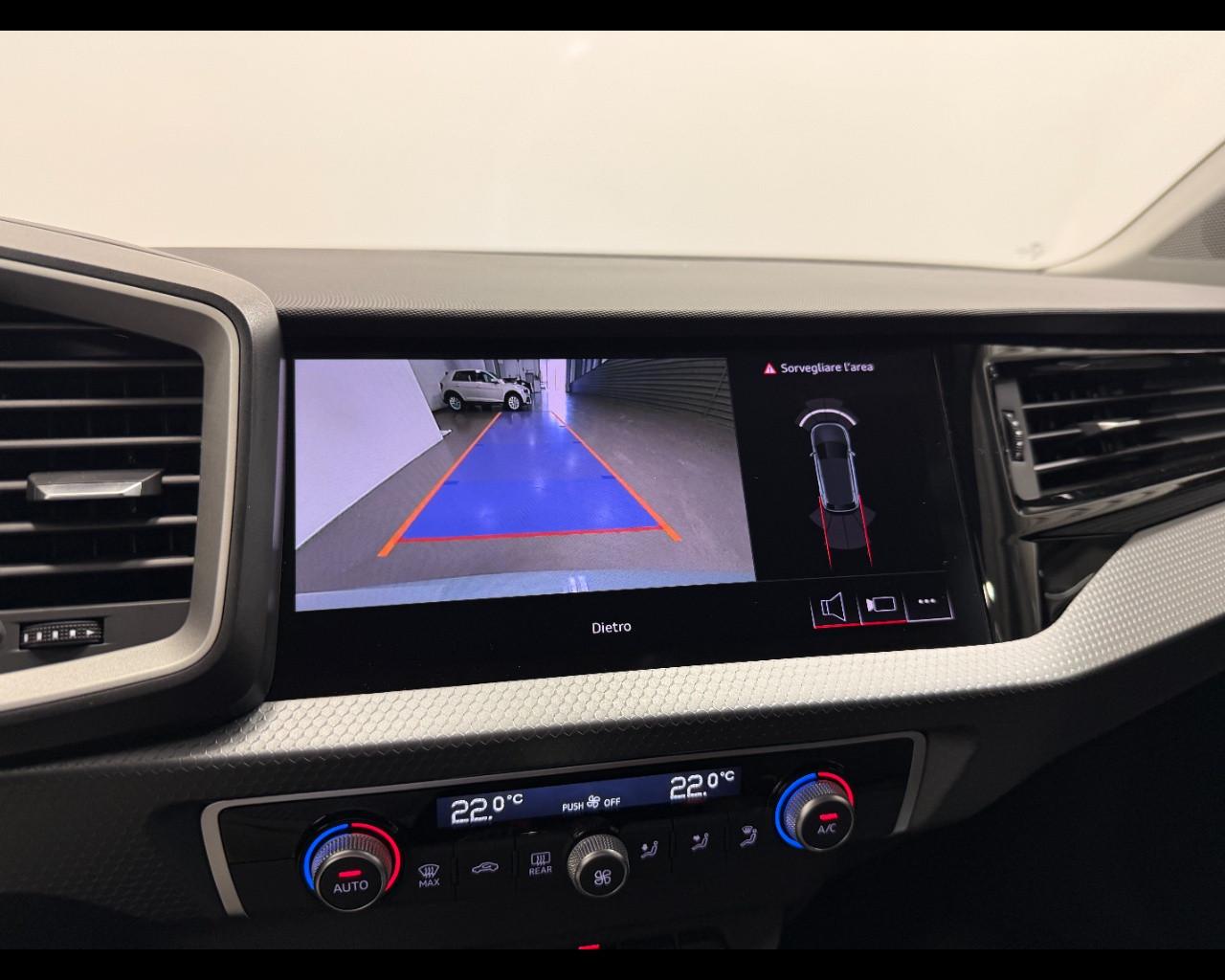 AUDI A1 ALLSTREET 30 TFSI IDENTITY CONTRAST