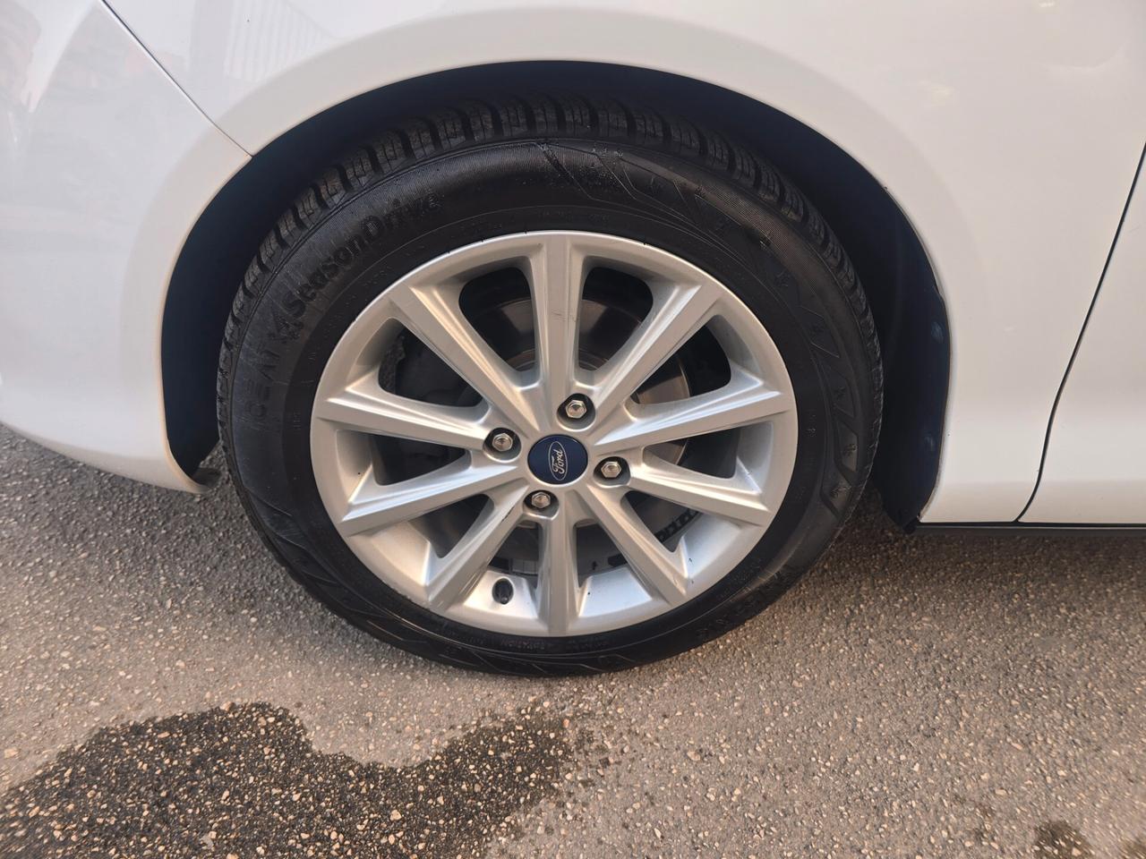 Ford B-Max 1.4 90 CV GPL Titanium