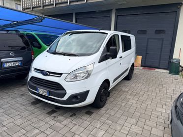 Ford CUSTOM 6 posti MOTORE ROTTO