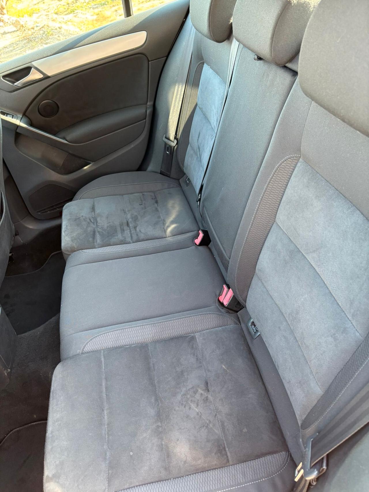 Volkswagen Golf 2.0 TDI 110CV DPF DSG 5p. Highline