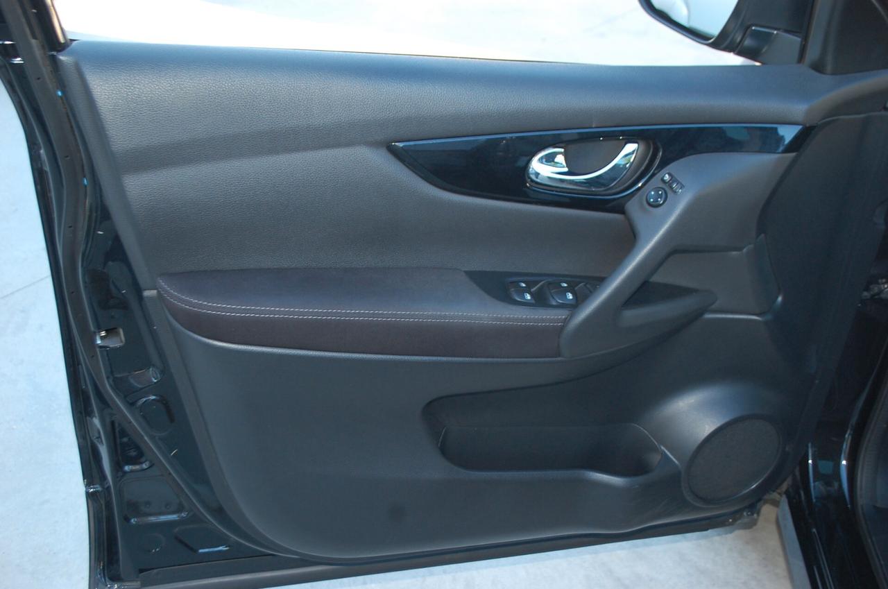 Nissan Qashqai 1.5 dci N-Connecta 115CV dct Uff Italy Navi Tetto