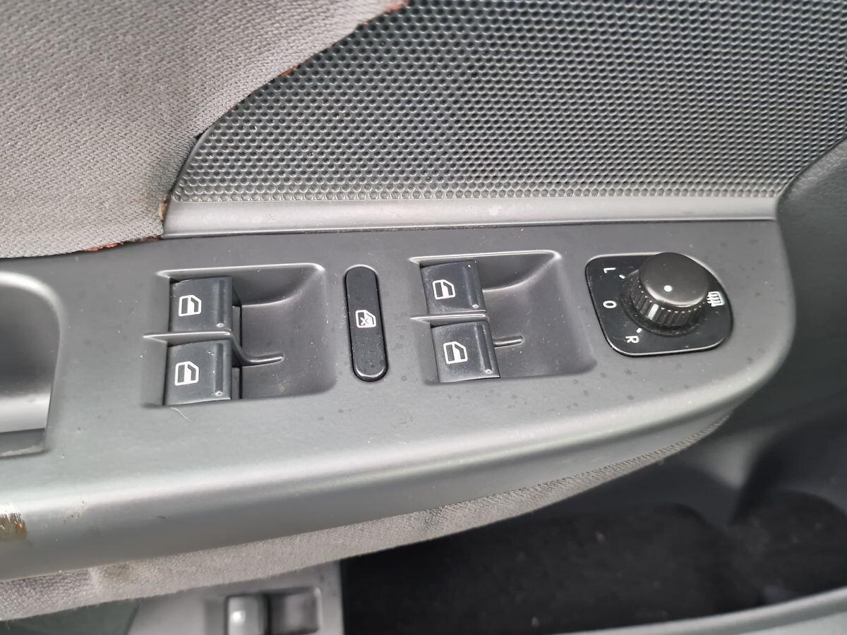 VOLKSWAGEN GOLF 1.9 COMFORTLINE