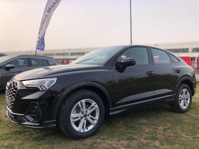 AUDI Q3 35 TFSI MHEV S tronic Full Led Retroc Sed Riscalda