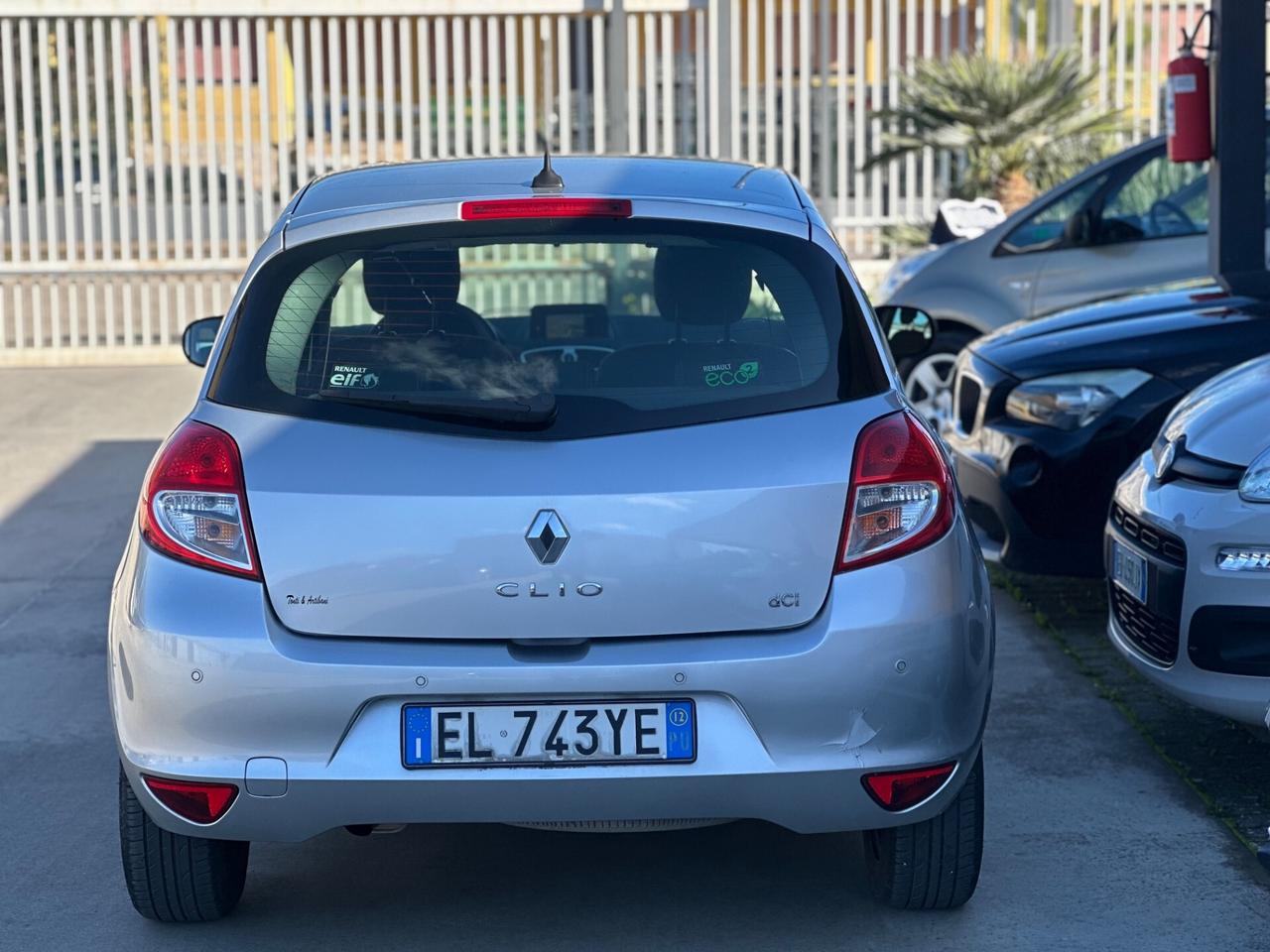 Renault CLIO 1.5 DIESEL 2012 - TOM TOM