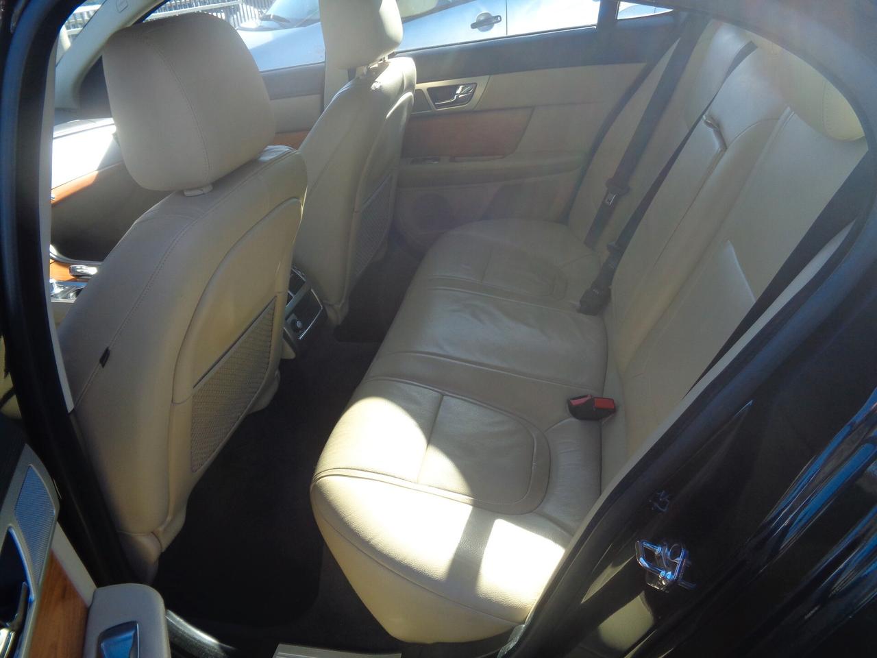 Jaguar XF 2.2 D 190 CV