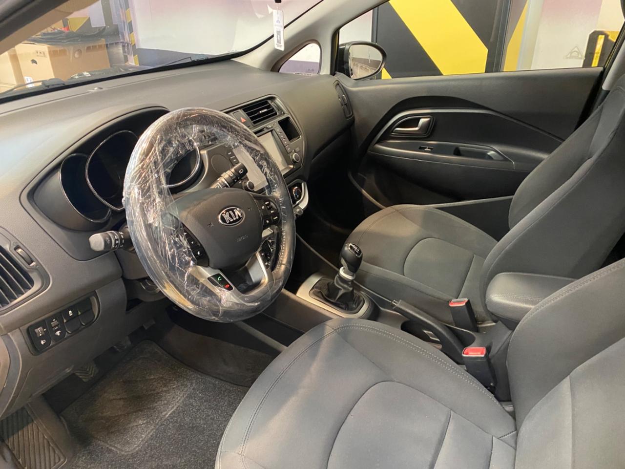 Kia Rio 1.1 CRDi 5p. Cool