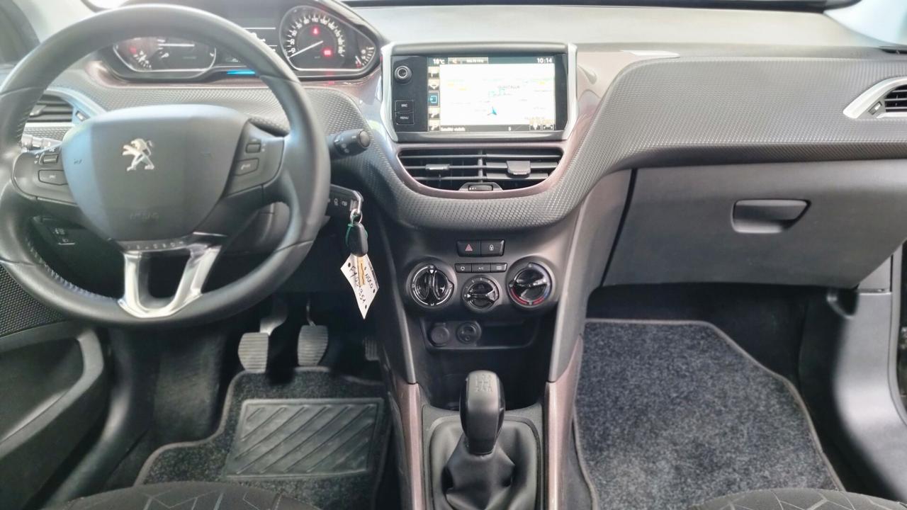 Peugeot 2008 1.2 KM 31.600 UNICO PROPRIETARIO,DISTRIBUZIONE FATTA