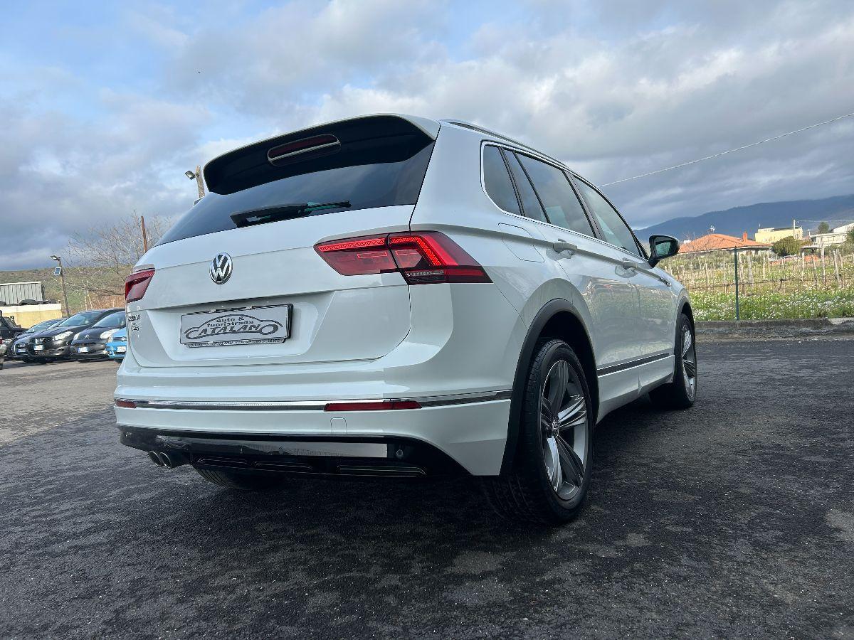 VOLKSWAGEN - Tiguan - 2.0 TDI 150 CV DSG R LINE