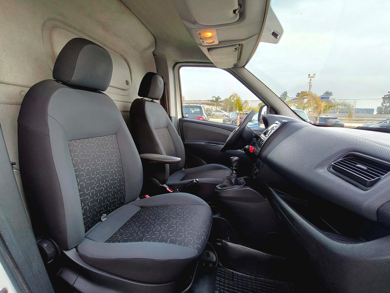 Fiat Doblò 1.6 MJT 16V SX Kasten 2 posti Dynamic - 2012