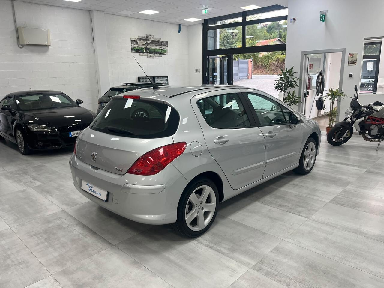 Peugeot 308 5p 1.6 16v