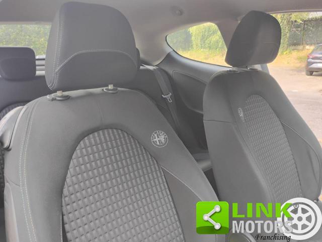 ALFA ROMEO MiTo 1.4 T 155 CV Distinctive Sport Pack