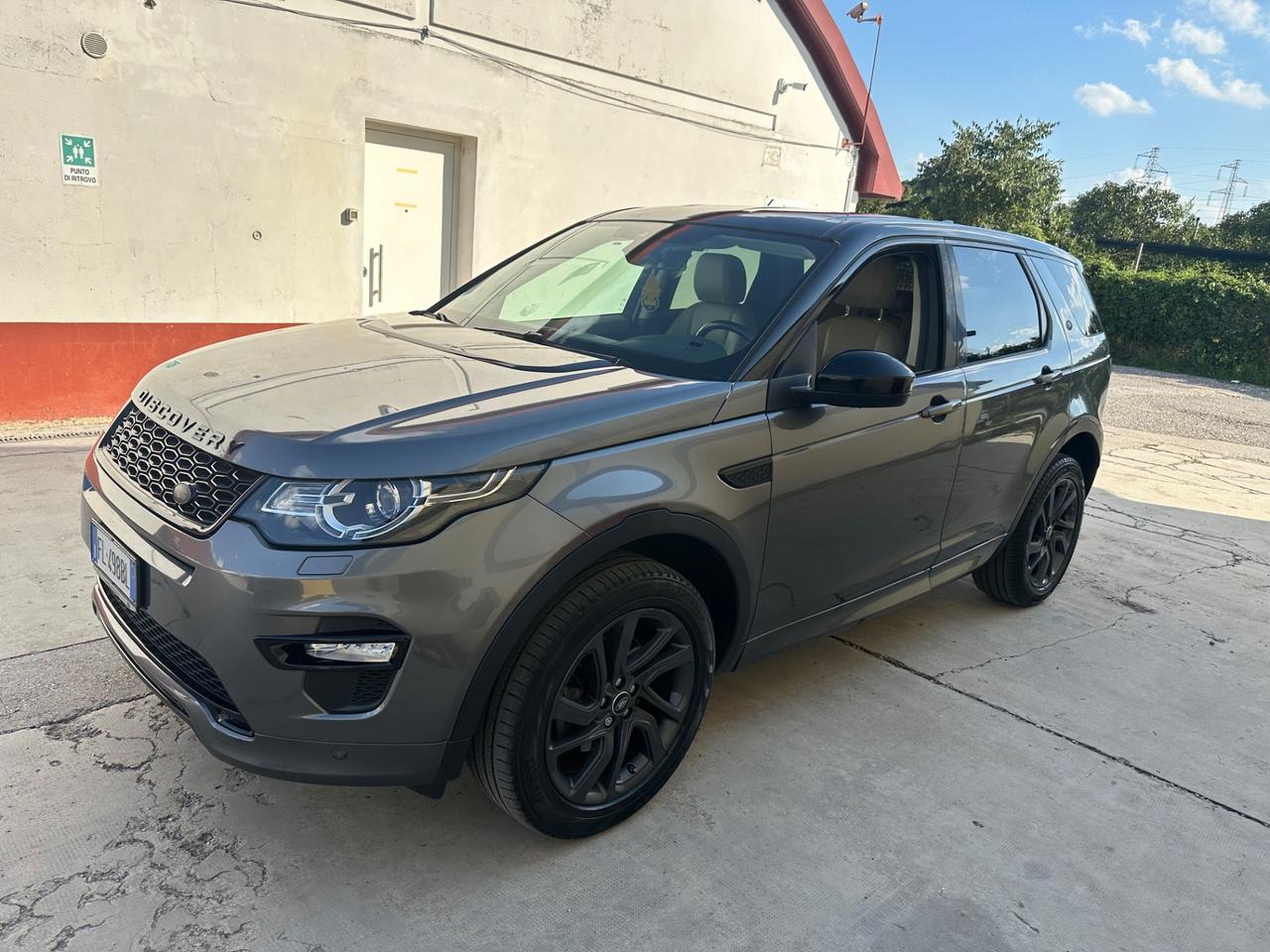 Land Rover Discovery Sport 2.0d R-Dynamic Full optional