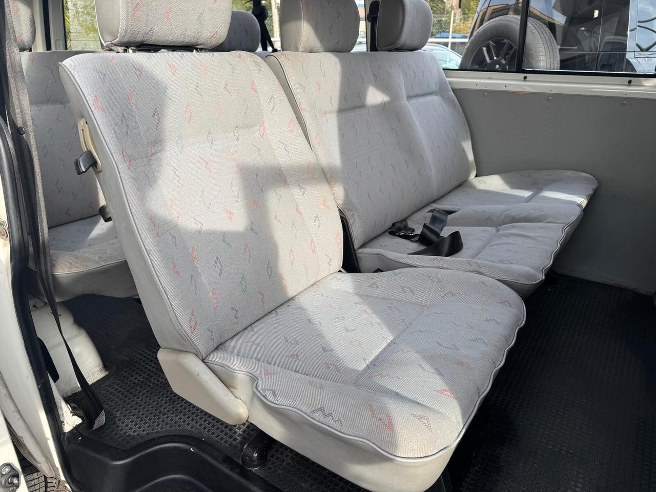 Volkswagen Transporter Transp. 2.5 TDI/88CVcat PL Carav.Comfort