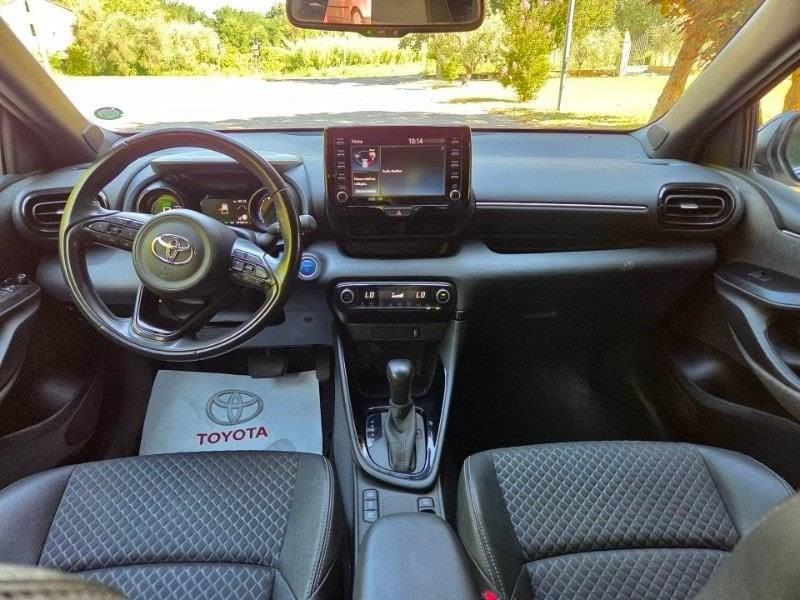 Toyota Yaris 4ª serie 1.5 Hybrid 5 porte Style