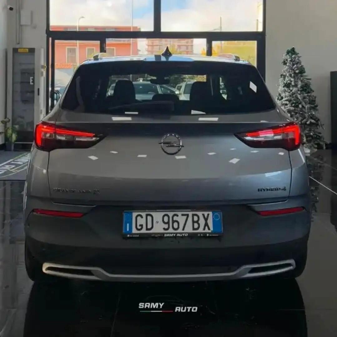 Opel Grandland X 1.6 Hybrid4 Plug-in aut. AWD