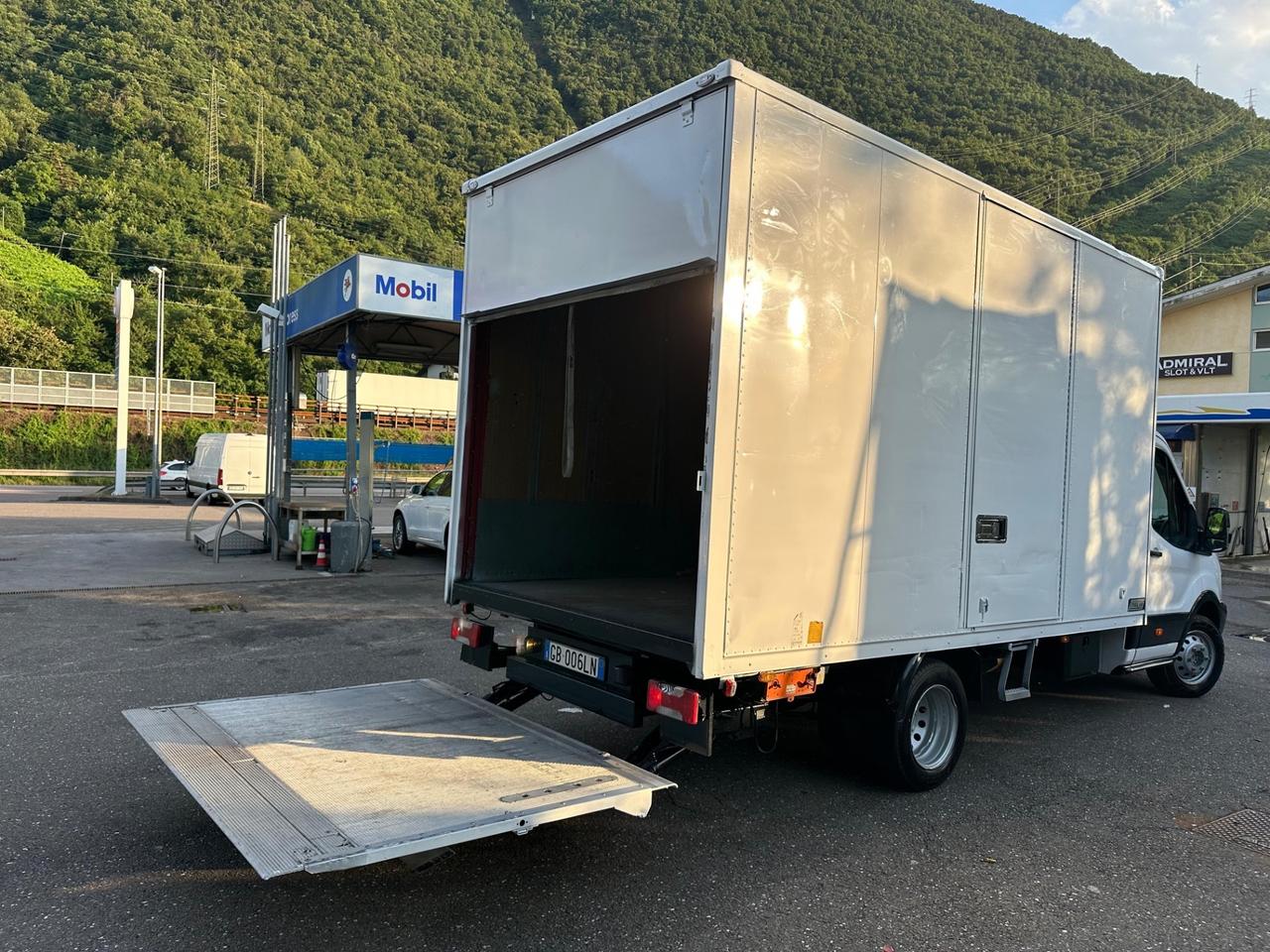 FORD TRANSIT 350 2.2 TDCI CON SPONDA IDRAULICA