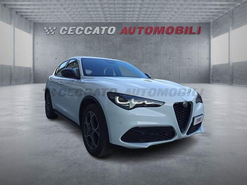 Alfa Romeo Stelvio 2023 2.2 t Sprint Q4 210cv auto