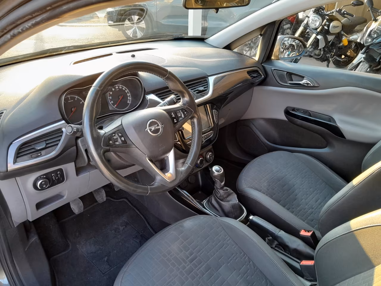 Opel Corsa 1.4 90CV GPL Tech 5 porte Innovation