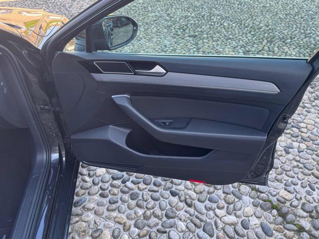 VOLKSWAGEN Passat Variant 2.0 TDI SCR 122 CV EVO DSG Business