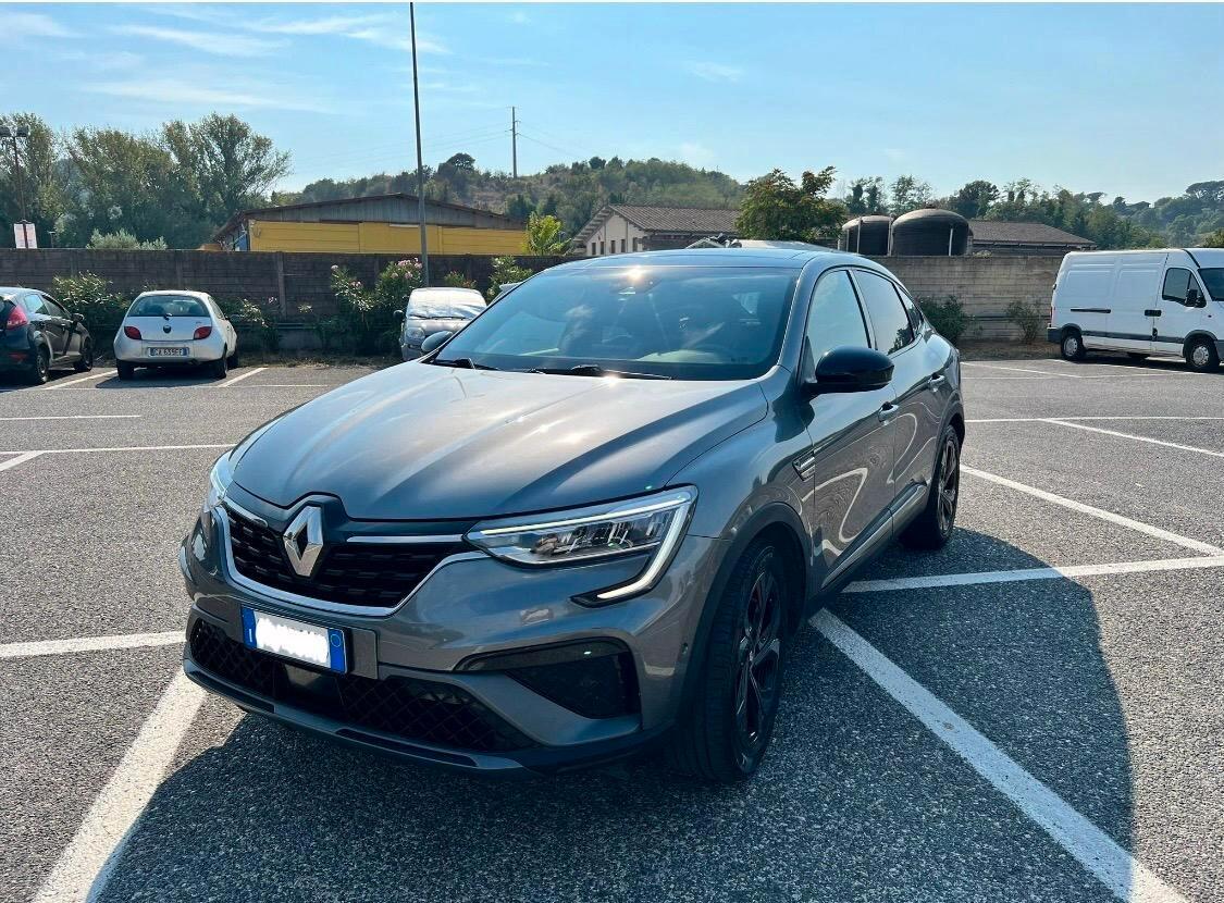 Renault Arkana Hybrid E-Tech 145 CV R.S. Line