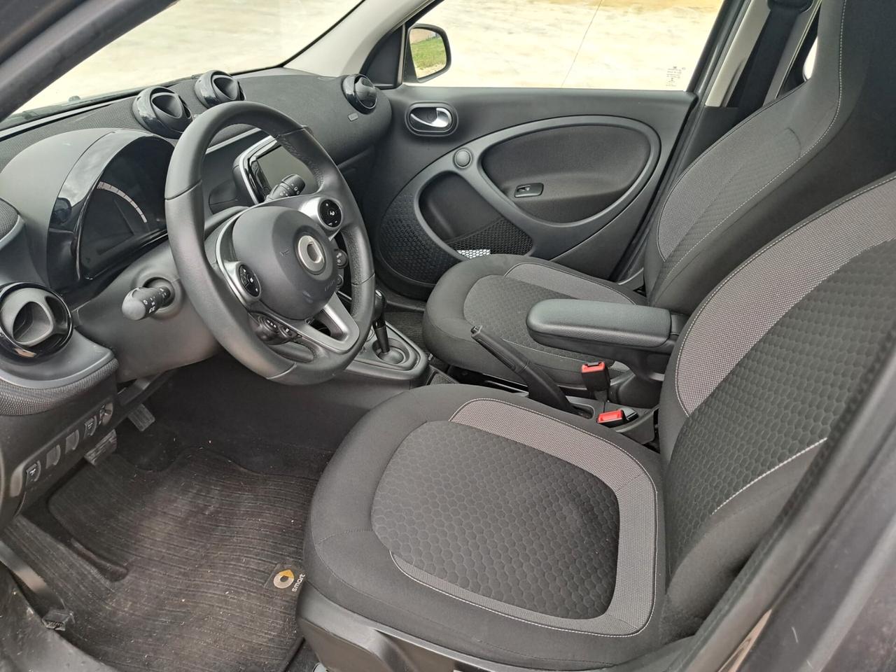 SMART FORFOUR EQ PASSION 41 KW