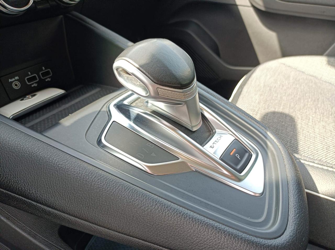 Renault Captur Plug-in Hybrid E-Tech 160 CV Intens