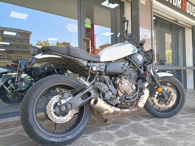 YAMAHA XSR 700 FINANZIABILE/GARANZIA/PERMUTE/euro5