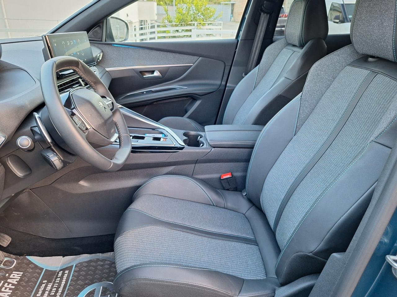 Peugeot 5008 BlueHDi 130 S&S EAT8 Allure Pack Nav+Retrocam