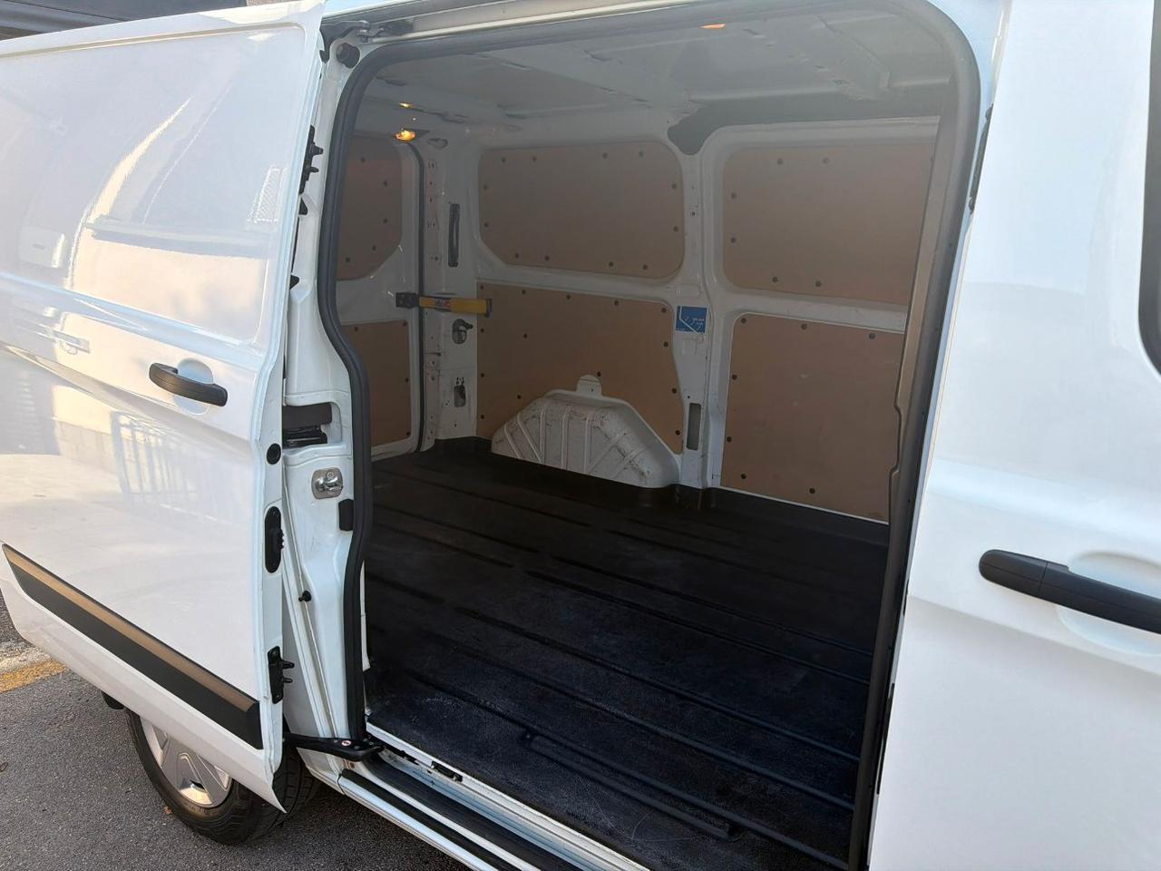 FORD Transit Custom 300 2.0 tdci 130cv Trend L1H1 E6.2