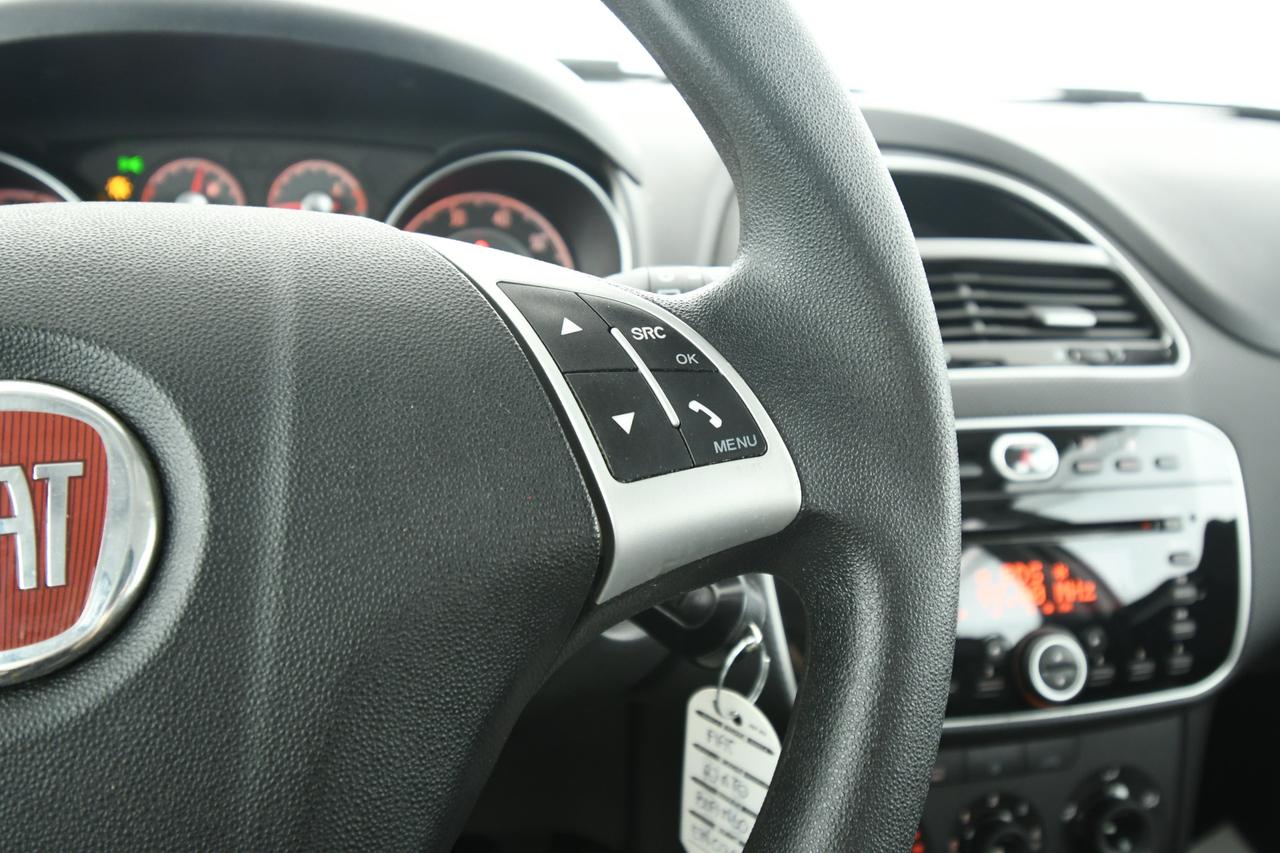 FIAT Punto 5p 1.4 natural power Easy 70cv NEOPATENTATI+C15"