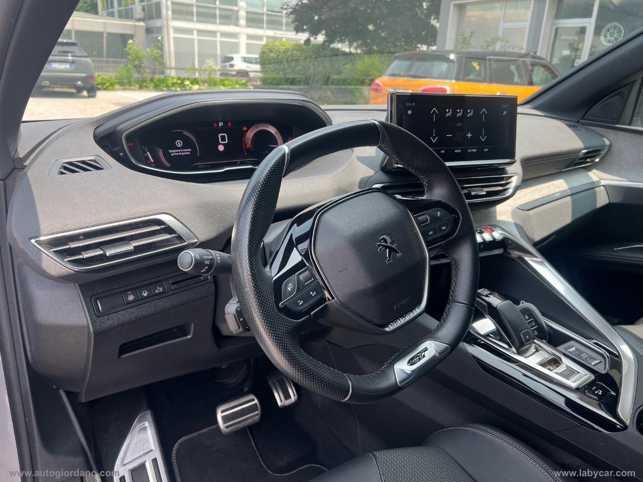 PEUGEOT 5008 BlueHDi 130 S&S EAT8 GT