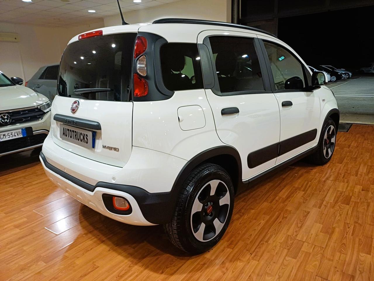 Fiat Panda 1.0 FireFly S&S Hybrid City Cross