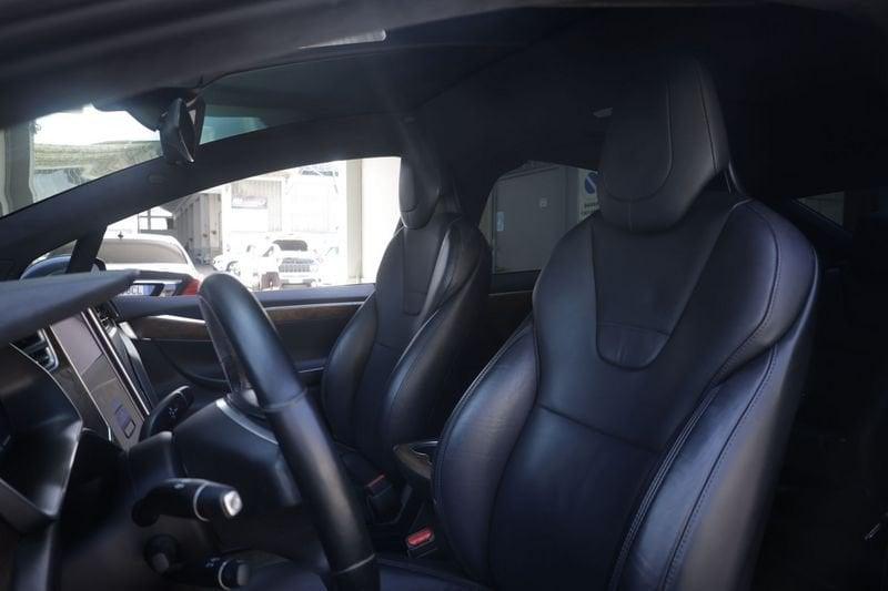 Tesla Model X Tesla Model X 90 kWh Dual Motor 4WD Autom. 158KW ANNO 2017