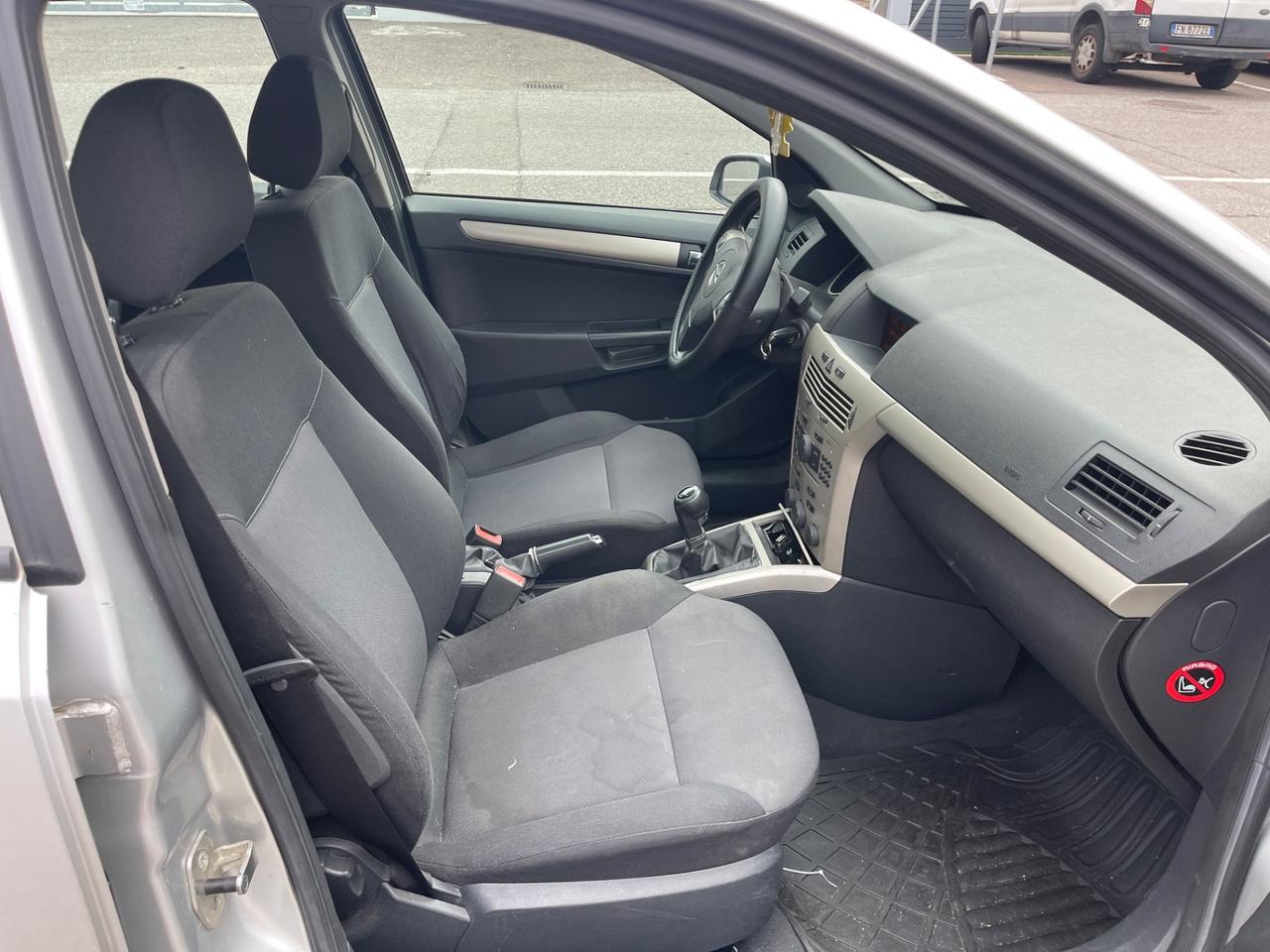 OPEL ASTRA 1.6 BENZINA-GPL 2028 EURO4 NEOPATENTATI