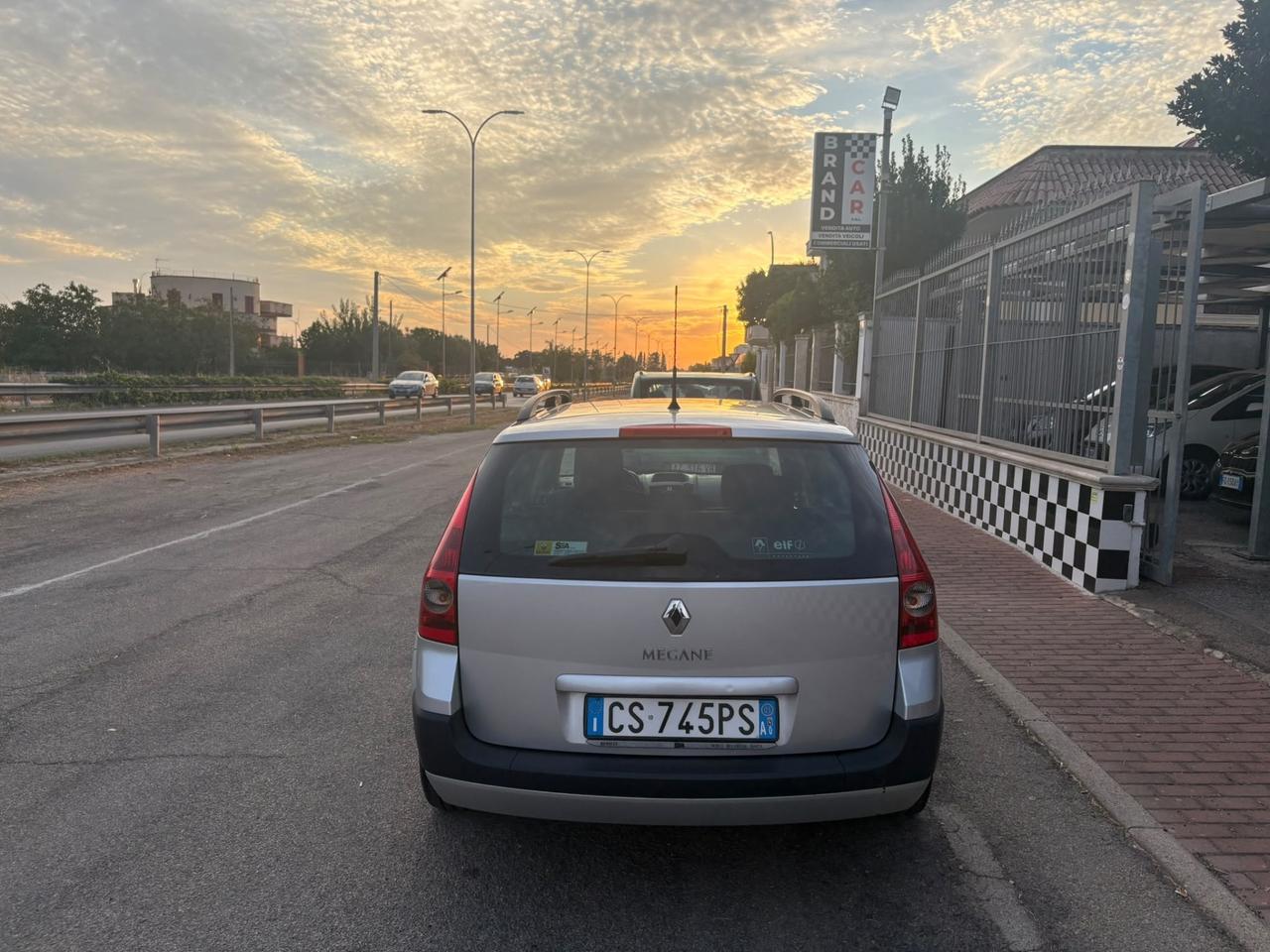Renault Megane 1600 Sw Dynamique Unipro 2005
