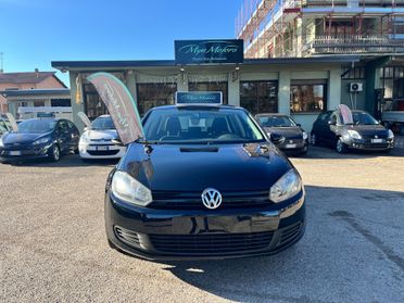 Volkswagen Golf 1.6 TDI DPF 5p. United