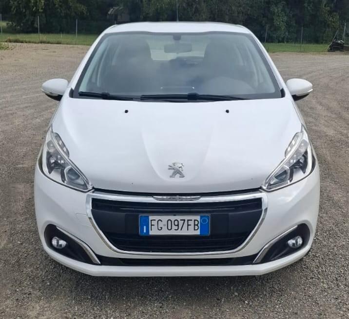 Peugeot 208 PureTech 82 5p. GPL Allure