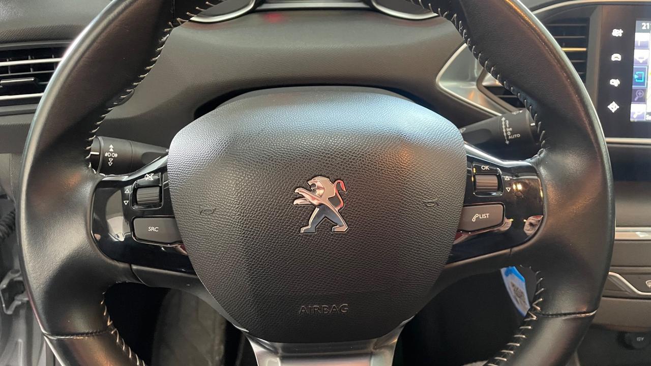 Peugeot 308 BlueHDi 120 S&S EAT6 SW Allure