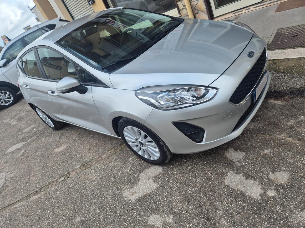 NEW FORD FIESTA ANNO 2018 SOLI KM 90000 CERTIFICATI