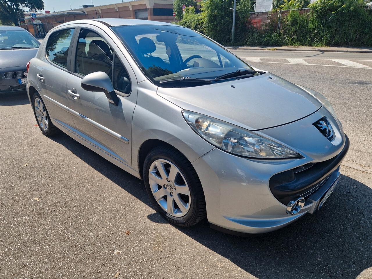Peugeot 207 1.6 HDi 90CV FAP 5p. XS